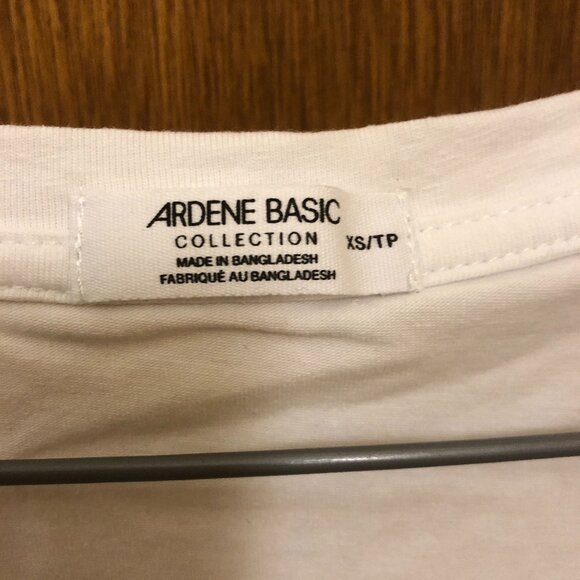 NEW - Ardene - 2-pack bundle - white V-neck short sleeve cotton shirts - Picture 4 of 5